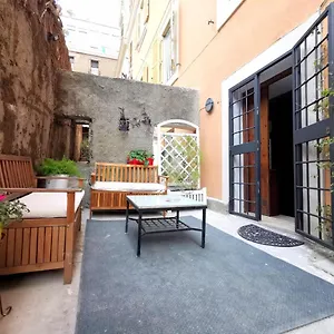 Apartment Colosseo - 29061, Rome